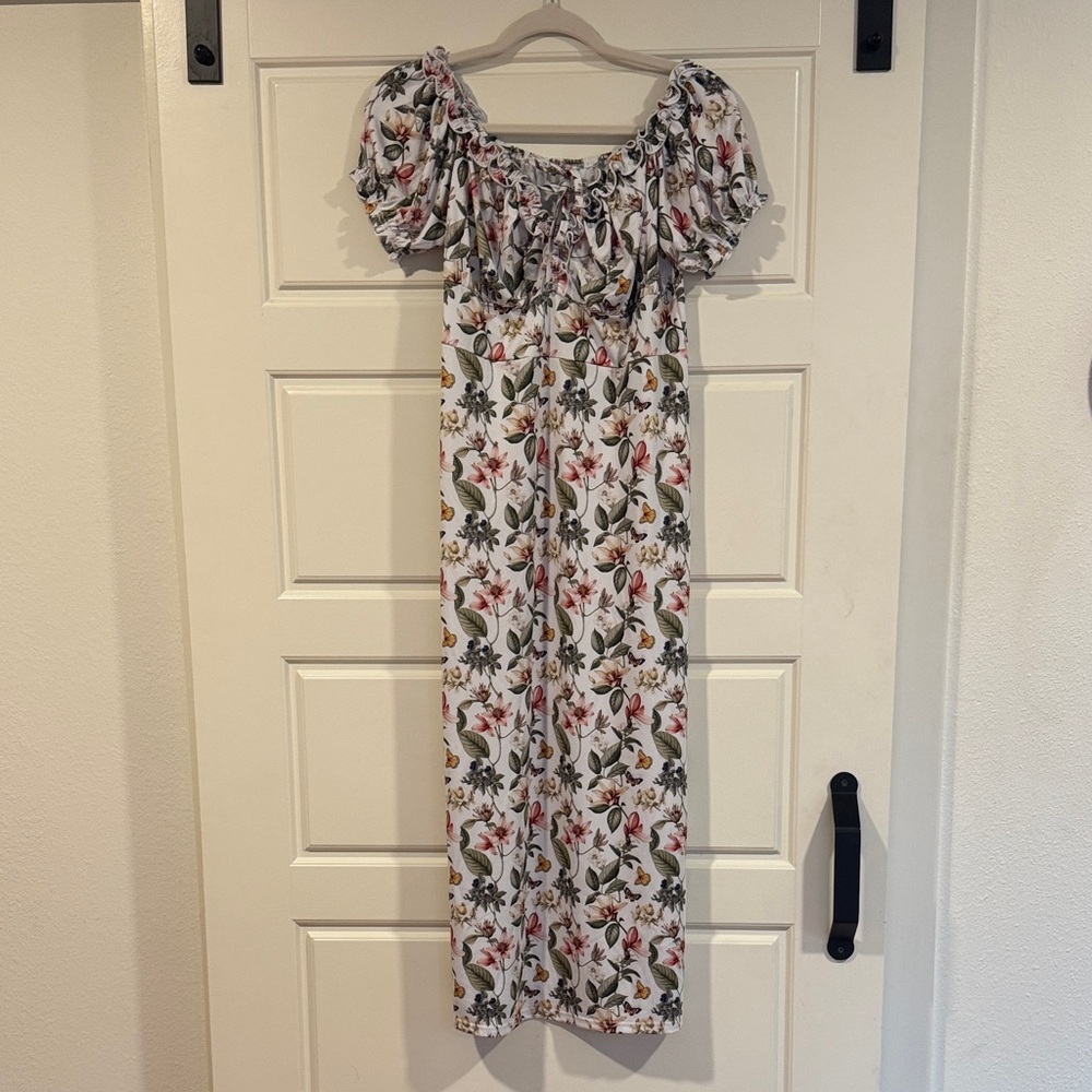 NWT “NOTHING FITS BUT” MILKMAID DRESS WITH RUFFLES - MATERNITY FRIENDLY
